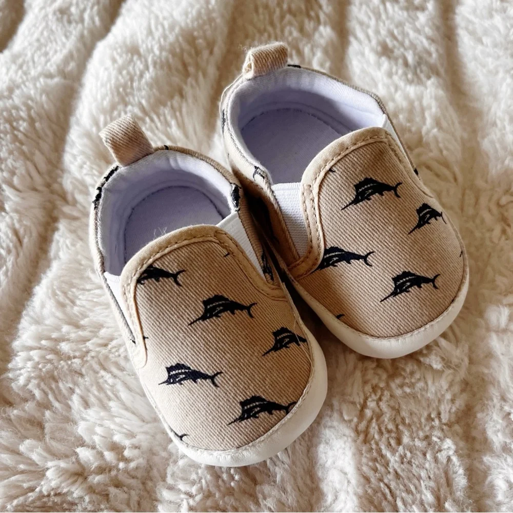 Tommy Bahama Tan Slip-On Baby Shoes Ocean Swordfish Print 0-3 months